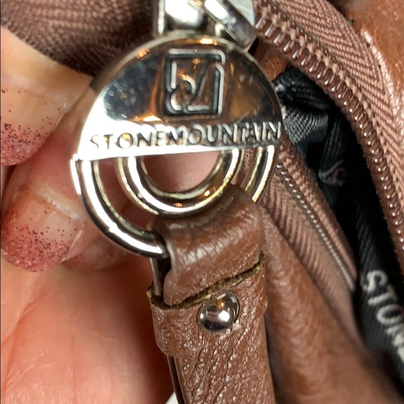 Stone Mountain Lg Leather Shoulder Bag - Picture 11 of 14